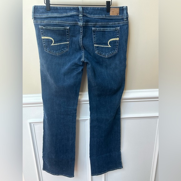 American Eagle Jean - Picture 3 of 4